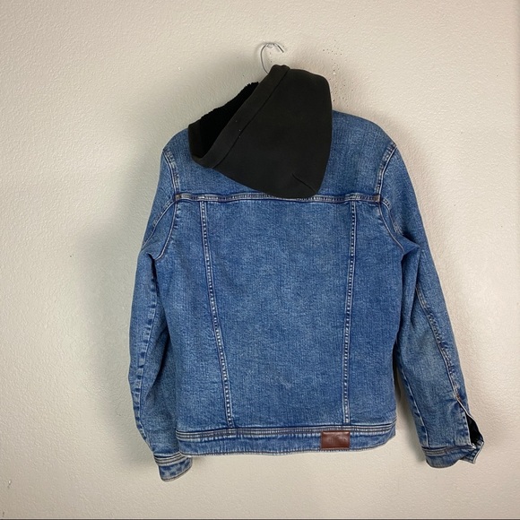 Hollister Sherpa Lined Denim Jacket Size Medium - Picture 5 of 9